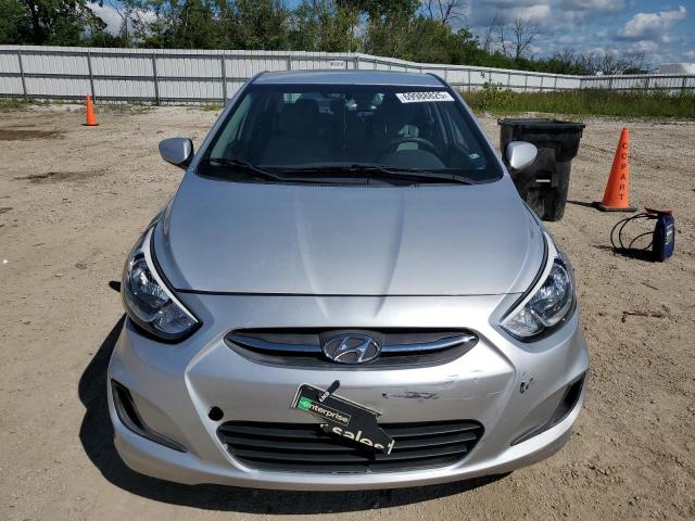 KMHCT4AE4HU265638 - 2017 HYUNDAI ACCENT SE SILVER photo 5