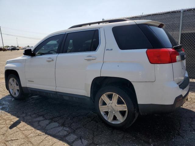 2CTALSEC5B6254277 - 2011 GMC TERRAIN SLE WHITE photo 2