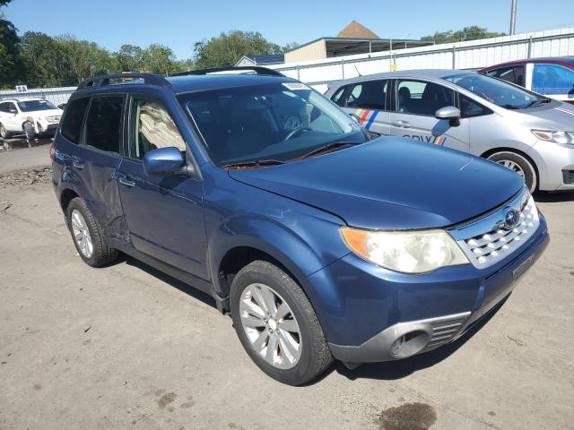 JF2SHAFC3BH773091 - 2011 SUBARU FORESTER LIMITED BLUE photo 4