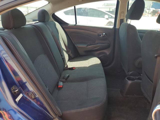 3N1CN7AP4JL878542 - 2018 NISSAN VERSA S BLUE photo 10