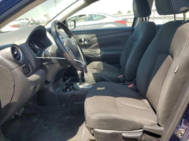 3N1CN7AP4JL878542 - 2018 NISSAN VERSA S BLUE photo 7