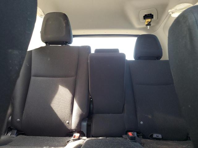 JTMZFREV5JJ751850 - 2018 TOYOTA RAV4 LE Blau Foto 10