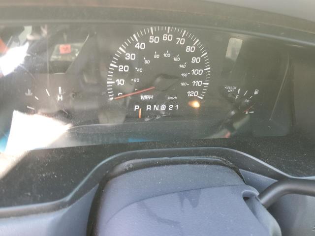 1LNHM81W3YY783851 - 2000 LINCOLN TOWN CAR EXECUTIVE Սպիտակ լուսանկար 9