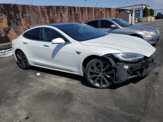 5YJSA1E2XLF367032 - 2020 TESLA MODEL S Սպիտակ լուսանկար 4