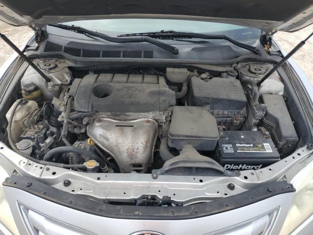 4T1BF3EK7BU601206 - 2011 TOYOTA CAMRY BASE SILVER photo 11