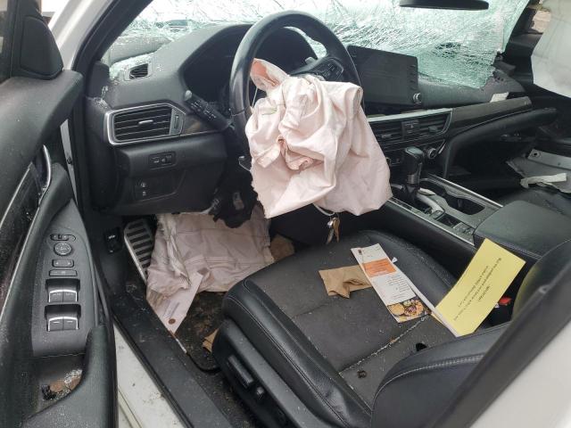 1HGCV1F35JA201895 - 2018 HONDA ACCORD SPORT WHITE photo 8