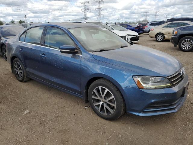 3VWDB7AJ3HM219181 - 2017 VOLKSWAGEN JETTA SE BLUE photo 4