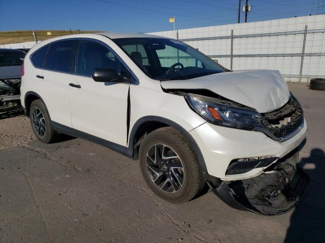 5J6RM4H43GL085560 - 2016 HONDA CR-V SE WHITE photo 4