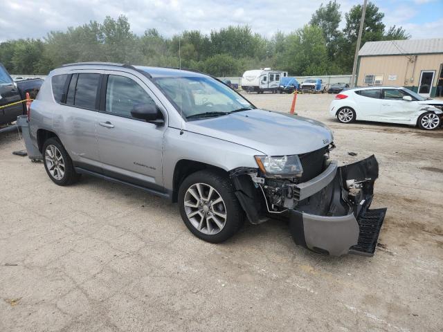 1C4NJDBBXGD671753 - 2016 JEEP COMPASS SPORT ვერცხლისფერი ფოტო 4