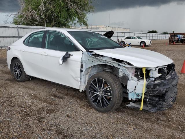 4T1G11AK0PU798564 - 2023 TOYOTA CAMRY SE NIGHT SHADE WHITE photo 4