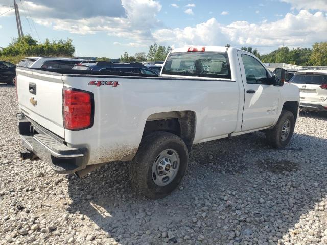 1GC0KUEG7JZ105512 - 2018 CHEVROLET SILVERADO K2500 HEAVY DUTY WHITE photo 3