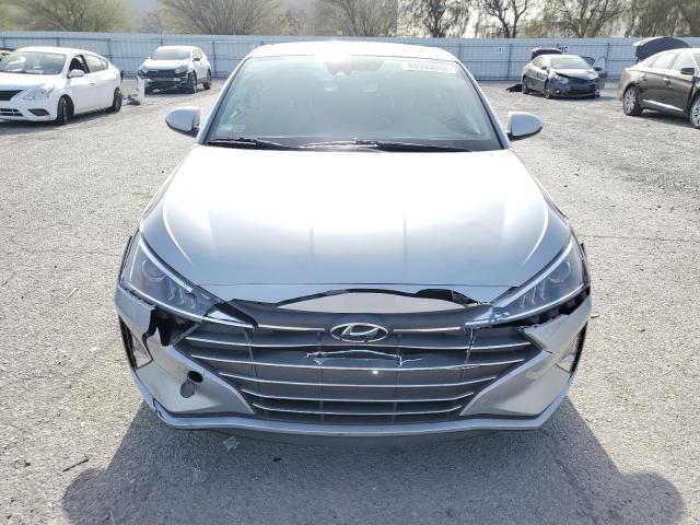 KMHD84LF5LU940997 - 2020 HYUNDAI ELANTRA SEL SILVER photo 5