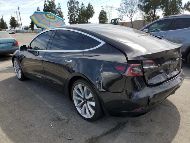 5YJ3E1EA8JF071097 - 2018 TESLA MODEL 3 Siyah fotoğraf 2