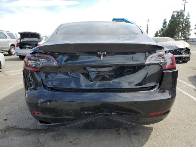 5YJ3E1EA8JF071097 - 2018 TESLA MODEL 3 Siyah fotoğraf 6