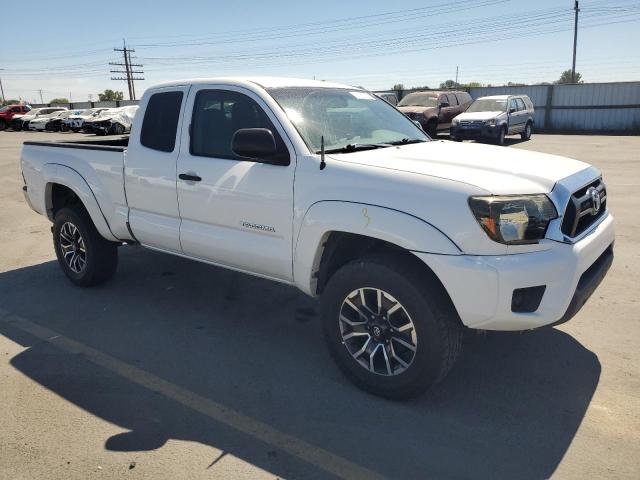 5TFTX4GN4DX024218 - 2013 TOYOTA TACOMA PRERUNNER ACCESS CAB WHITE photo 4