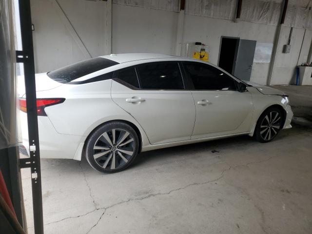 1N4BL4CV7KC133375 - 2019 NISSAN ALTIMA SR WHITE photo 3