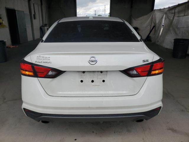 1N4BL4CV7KC133375 - 2019 NISSAN ALTIMA SR WHITE photo 6