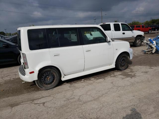 JTLKT324654013390 - 2005 TOYOTA SCION XB WHITE photo 3