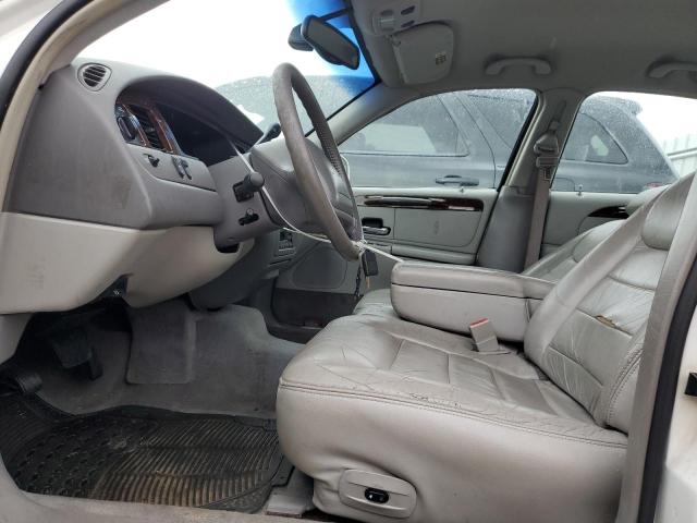 1LNHM81W61Y724590 - 2001 LINCOLN TOWN CAR EXECUTIVE WHITE photo 7