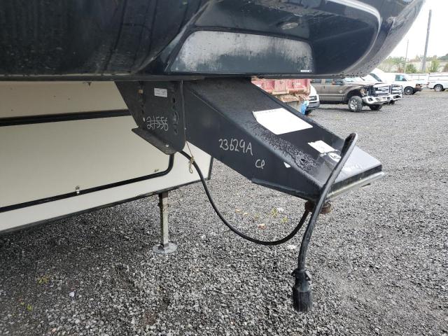 4YDF3672XJ2507759 - 2018 KEYSTONE COUGAR BEIGE photo 9