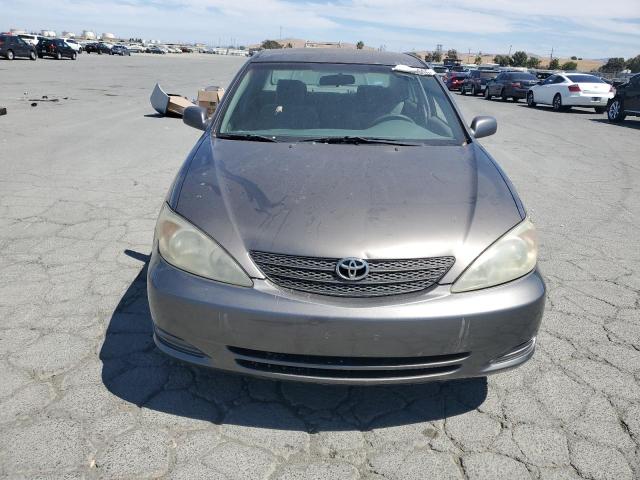 4T1BE32K12U541821 - 2002 TOYOTA CAMRY LE GRAY photo 5