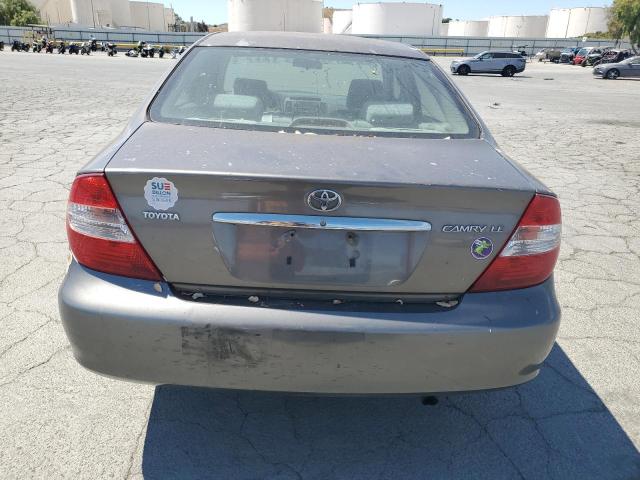 4T1BE32K12U541821 - 2002 TOYOTA CAMRY LE GRAY photo 6