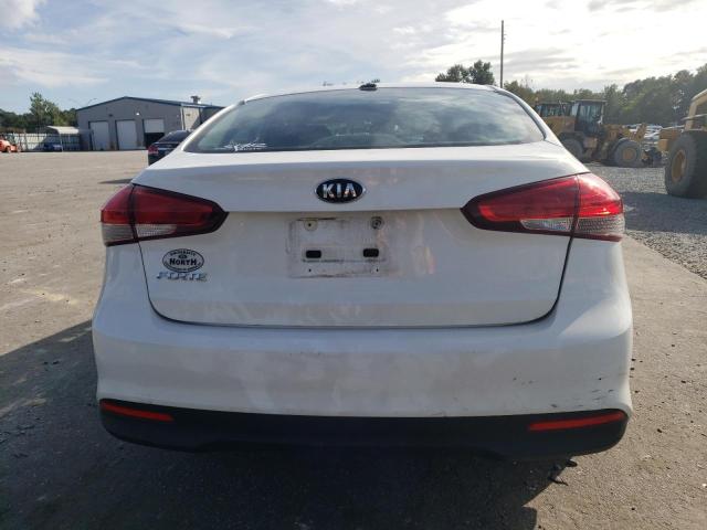 3KPFK4A76HE067812 - 2017 KIA FORTE LX WHITE photo 6