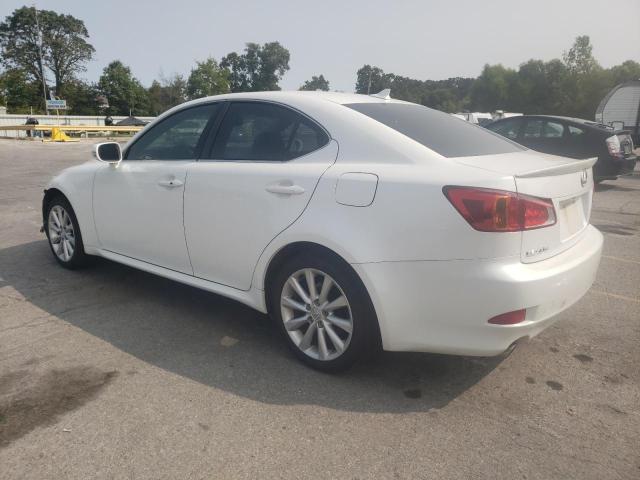 JTHCK262892030648 - 2009 LEXUS IS 250 WHITE photo 2