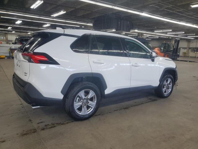 2T3P1RFV8SC513581 - 2025 TOYOTA RAV4 XLE 白色 照片 3
