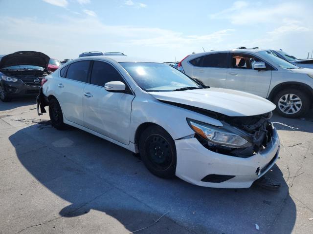 1N4AL3AP8JC170850 - 2018 NISSAN ALTIMA 2.5 WHITE photo 4