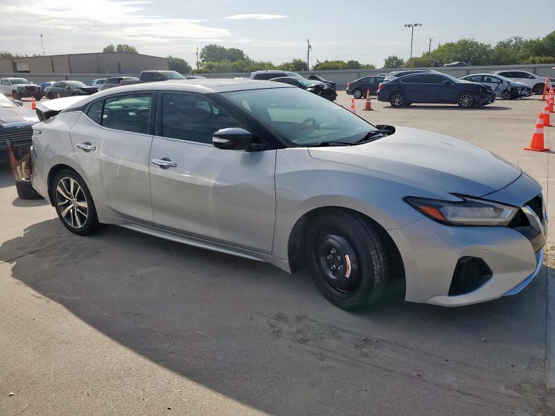 1N4AA6AV5KC378384 - 2019 NISSAN MAXIMA S SILVER photo 4