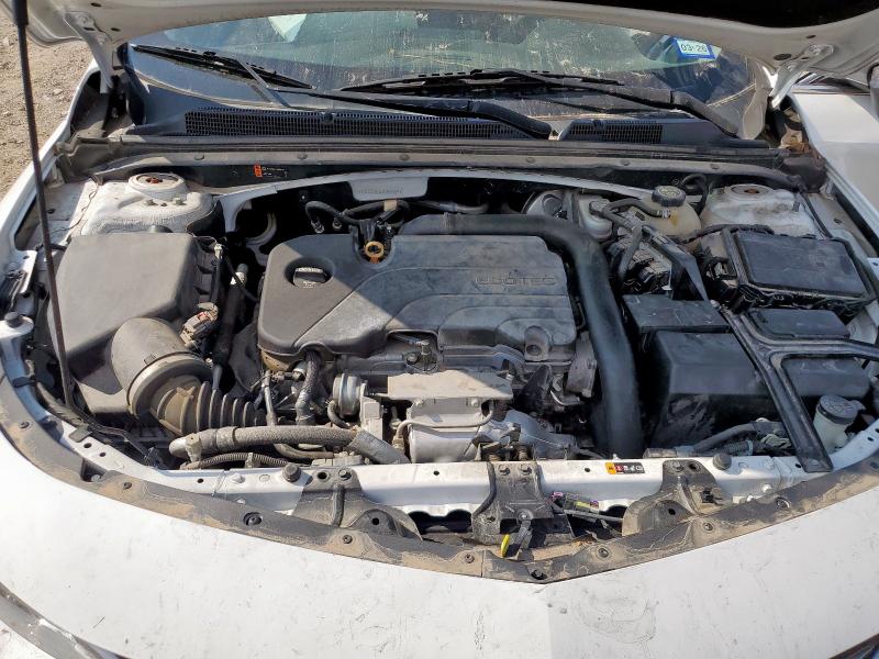 1G1ZD5ST6JF263469 - 2018 CHEVROLET MALIBU LT WHITE photo 11
