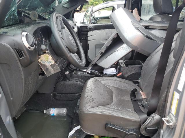 1C4HJWEG9EL104212 - 2014 JEEP WRANGLER U SAHARA 银色 照片 7