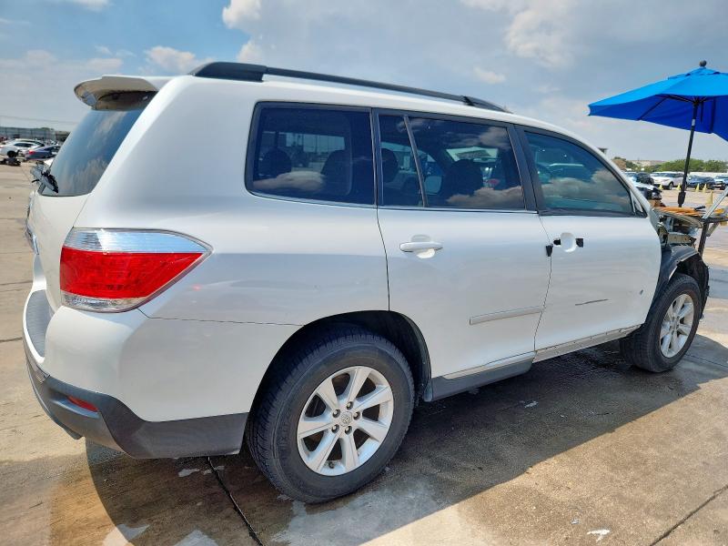 5TDZK3EH3BS036685 - 2011 TOYOTA HIGHLANDER BASE Blanc photo 3