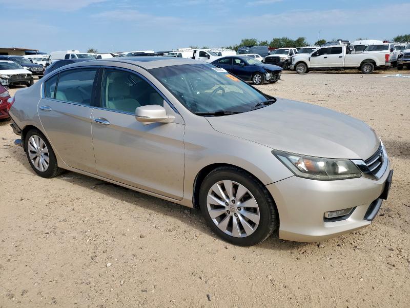 1HGCR2F78DA015513 - 2013 HONDA ACCORD EX GOLD photo 4