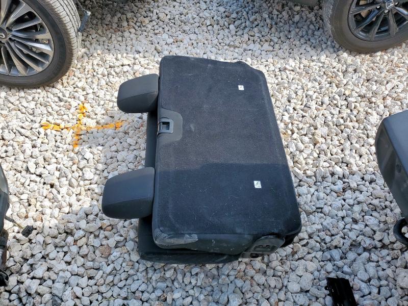 1C4GJXAG5JW303631 - 2018 JEEP WRANGLER SPORT GRAY photo 12