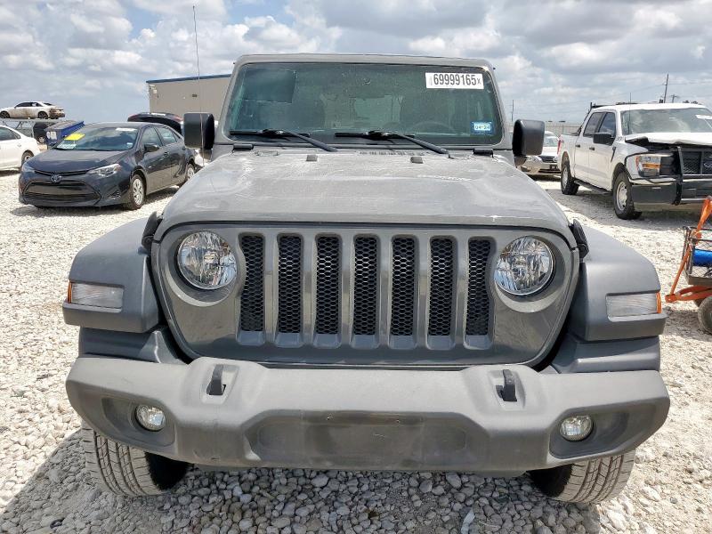 1C4GJXAG5JW303631 - 2018 JEEP WRANGLER SPORT GRAY photo 5