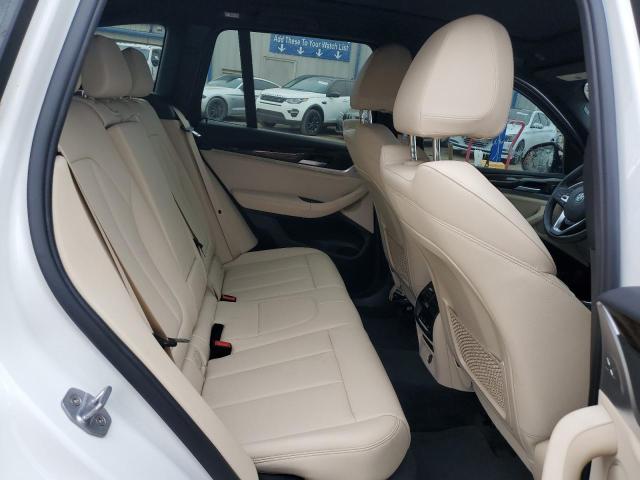 5UXTR9C57KLP84076 - 2019 BMW X3 XDRIVE3 WHITE photo 11