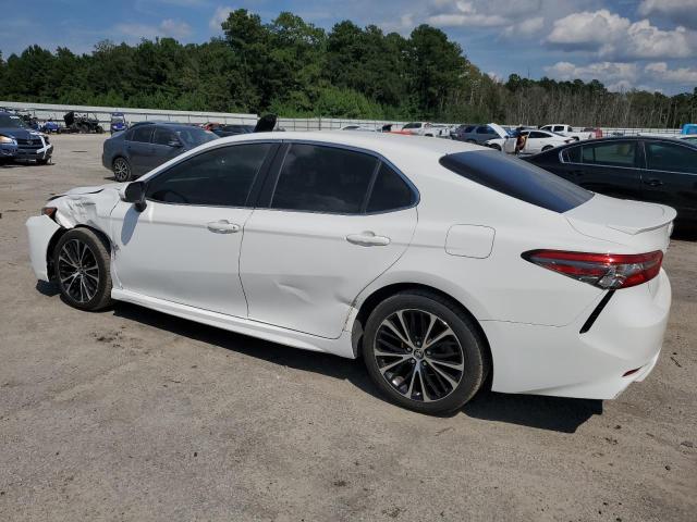 JTNB11HK3J3003892 - 2018 TOYOTA CAMRY L WHITE photo 2