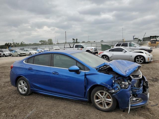 1G1BE5SMXH7177724 - 2017 CHEVROLET CRUZE LT BLUE photo 4