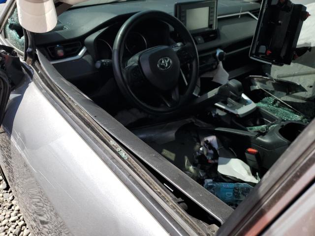 2T3F1RFV7LC112813 - 2020 TOYOTA RAV4 LE SILVER photo 8