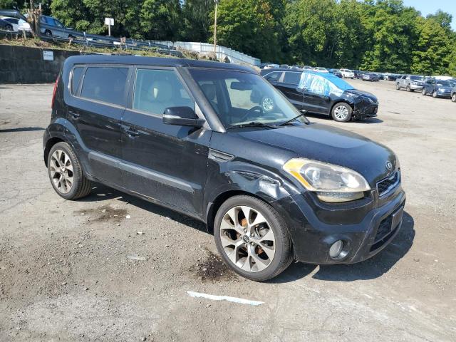 KNDJT2A69D7583773 - 2013 KIA SOUL + BLACK photo 4