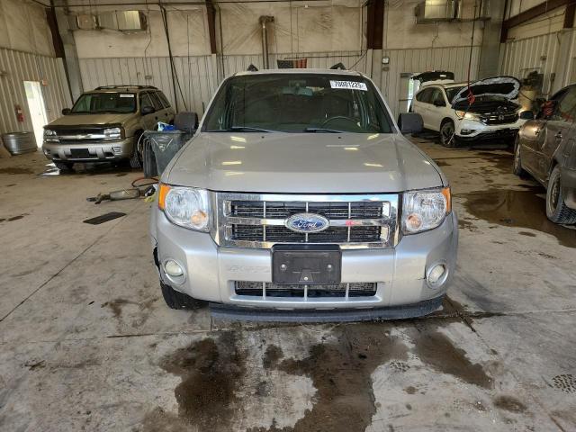 1FMCU9DG8CKB88817 - 2012 FORD ESCAPE XLT Gümüş foto 5