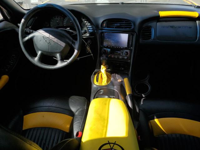 1G1YY22G345124833 - 2004 CHEVROLET CORVETTE YELLOW photo 8