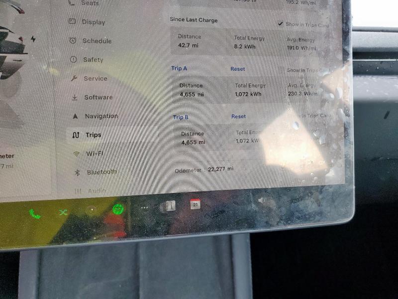 5YJ3E1EA8RF773528 - 2024 TESLA MODEL 3 Blanc photo 9