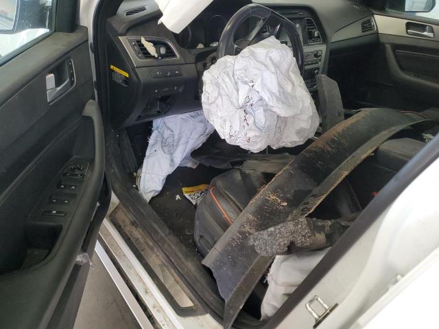 5NPE34AB4FH256061 - 2015 HYUNDAI SONATA SPORT WHITE photo 8