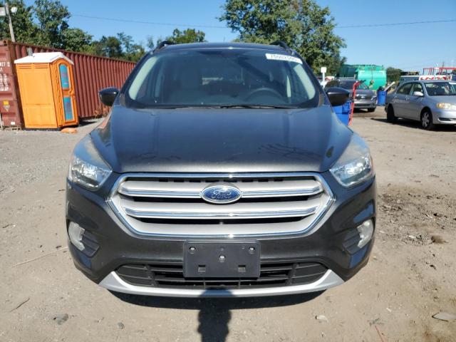 1FMCU9GD8JUC66306 - 2018 FORD ESCAPE SE Schwarz Foto 5