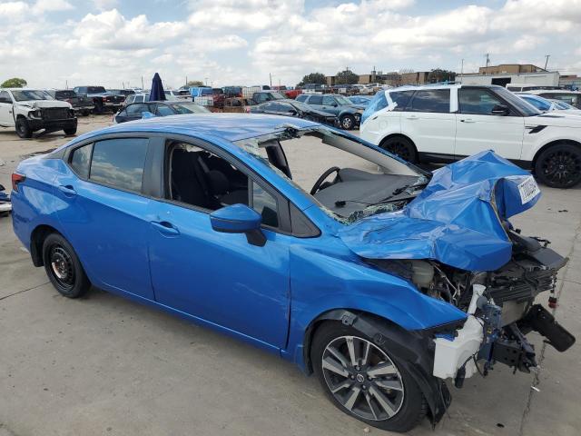 3N1CN8EV9ML824723 - 2021 NISSAN VERSA SV BLUE photo 4