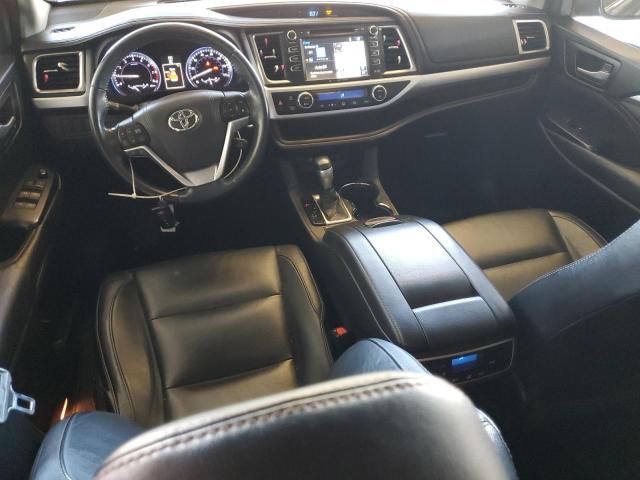 5TDJKRFH0GS502000 - 2016 TOYOTA HIGHLANDER XLE BLACK photo 8