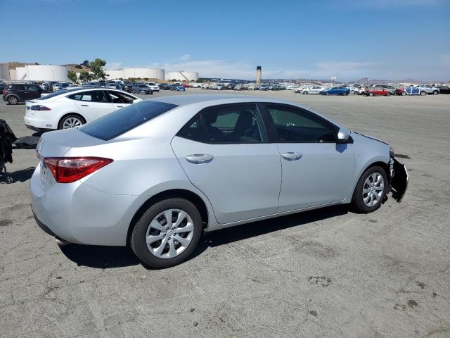 2T1BURHE1KC246758 - 2019 TOYOTA COROLLA L ვერცხლისფერი ფოტო 3